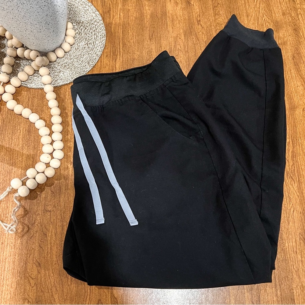 Figs Black Zamora Jogger